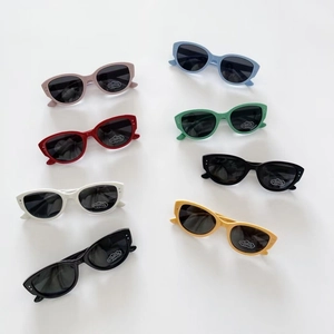 Lunettes de soleil polarisées pour enfants style œil de chat en sept couleurs assorties