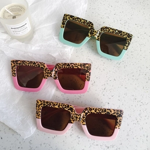 Kids Sunglasses UV Protection Square Oversize Color Block Leopard Print Resin Frame Fashion Glasses For Children Girls Boys
