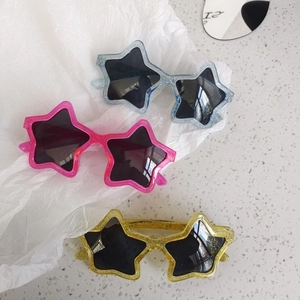 Star Shaped Kids Sunglasses Glitter Resin Frame UV Protection Fashion Party Eyewear For Boys Girls