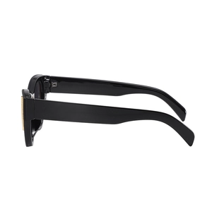 Lunettes de soleil œil-de-chat tendance avec monture noire brillante et accents dorés
