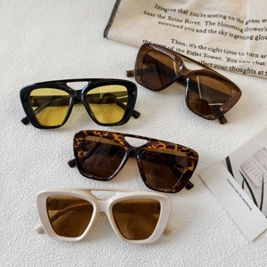Retro Double Bridge Sunglasses For Men Women Large Square Resin Frame UV400 Protection Outdoor Driving Fashion Eyewear
