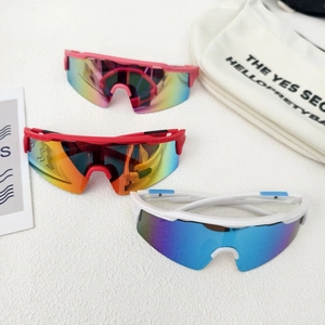 Lunettes de soleil de sport pour enfants pour cyclisme avec verres polarisés roses