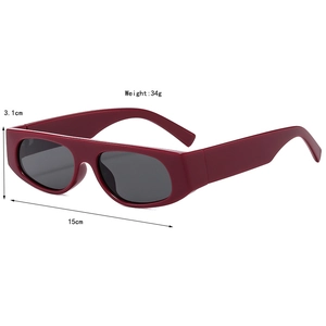 Retro punk rectangular sunglasses in deep red with dimensions 15cm x 3.1cm and 34g weight