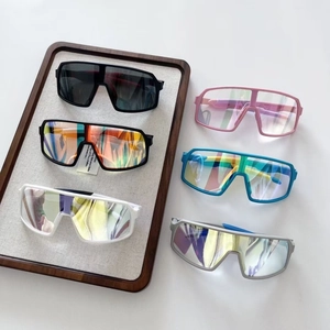Lunettes De Soleil Sport Enfant Polarisées UV400 Monture TPEE Verres TAC Surdimensionnées Monobloc Cyclisme Mode Plein Air