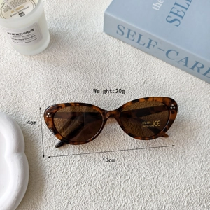 Lunettes de soleil œil de chat écaillées pour enfants 20g avec protection UV400