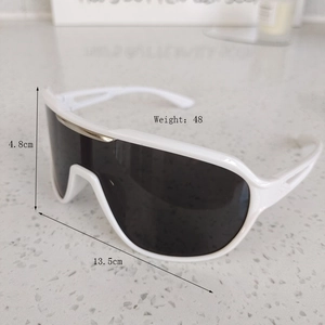 Detailed view of white sports sunglasses showing 13.5cm width and 4.8cm height