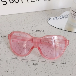 Pink foldable kids sunglasses detail showing 4.2cm height and 13cm width dimensions
