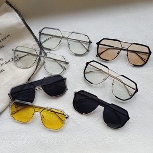 Fashionable oversized double bridge geometric sunglasses in multiple color options