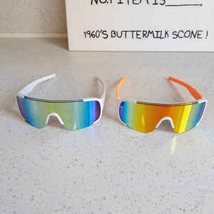 Outdoor sports cycling sunglasses with wrap-around colorful mirror lenses and white frames