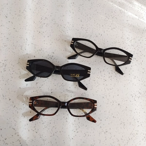 Retro Kids Sunglasses UV400 Protection Fashion Plastic Frame Butterfly Shape Sunshades For Boys Girls Toddlers