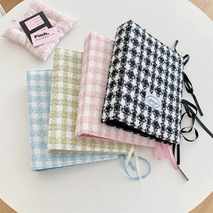 Chic tweed loose-leaf photo albums with ribbon bows and stylish checkered patterns