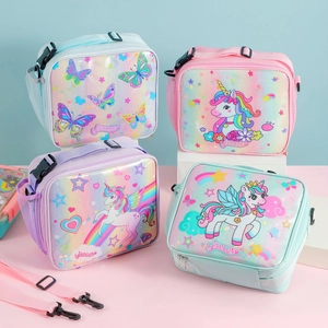 Détails des sacs à lunch licorne pailletés avec poches filet et bandoulières réglables