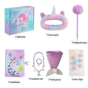Set regalo sirena da 7 pezzi con taccuino in peluche e gioielli per bambine