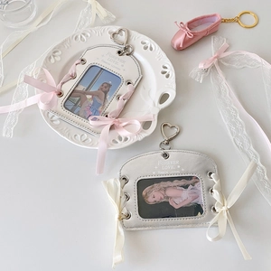 Balletcore silver ribbon card holder set with bow details and ballet shoe charm