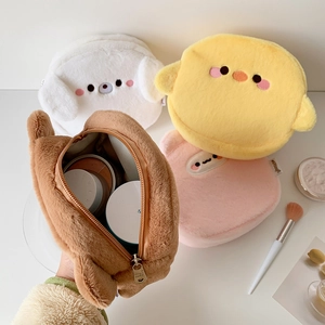 Cute plush animal makeup bags in chick and bear shapes for students and cosmetics