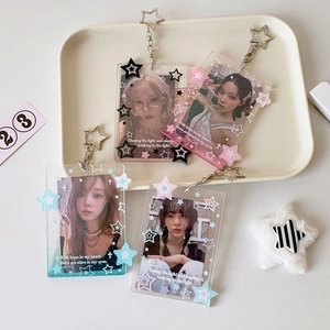 Porte-carte Étoile en Acrylique Pailleté Porte-clés Filles Étui Protection Carte Photo Avec Pendentif Étoile Crochet Métal