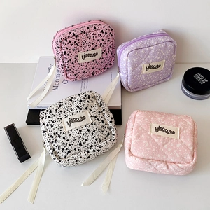 Quilted Cosmetic Bag Splatter Leopard Print Portable Sanitary Napkin Pouch Travel Makeup Organizer Women Ribbon Zipper
