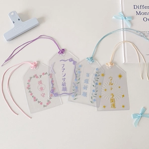 Lot de 4 porte-cartes transparents style omamori japonais avec cordons de couleur