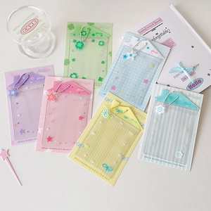 Porte-cartes transparents en forme de maison en six couleurs avec breloques étoiles