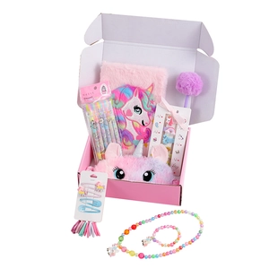 Coffret papeterie licorne avec carnet en peluche, masque de sommeil et bijoux