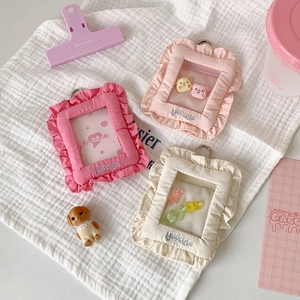 Chic 3-inch ballet-style fabric photocard holders in pink and cream with ruffled edges