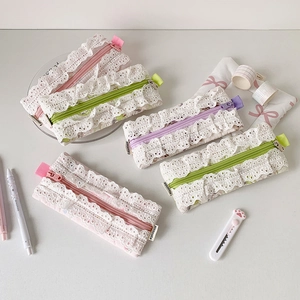 Lot de trousses à crayons en dentelle florale aux couleurs pastel rose et vert