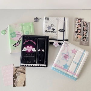 Set of 4 ins style photocard albums for polaroid storage with creative star patterns