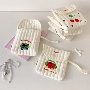 Quilted cotton pouch with clover embroidery and snap button for feminine storage