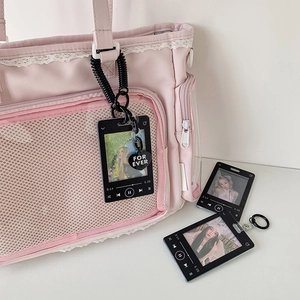Schwarzer Acryl-Fotokartenhalter im Musikplayer-Design mit Herzanhänger