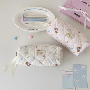 Cute quilted floral bear pencil case for students and portable makeup storage bag