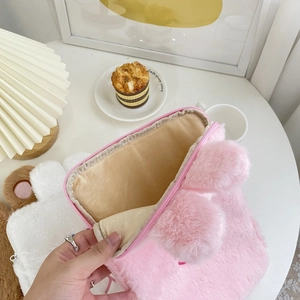 Housse de tablette en peluche rose avec oreilles de lapin et doublure de protection
