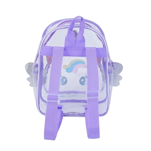Détail du sac à dos licorne violet transparent avec des ailes en paillettes argentées