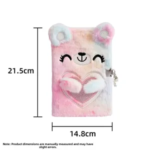 Vue détaillée du journal en peluche ours avec dimensions 21,5x14,8 cm et cadenas