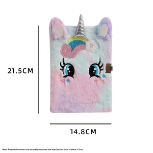 Détails des dimensions de l'agenda licorne en peluche avec cadenas, 21,5 x 14,8 cm