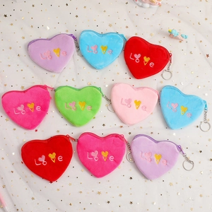Porte-Monnaie En Peluche En Forme De Cœur Avec Broderie Love Et Porte-Clés En Métal Portefeuille Pour Femmes