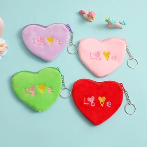 Porte-monnaie en peluche en forme de cœur avec broderie Love et porte-clés colorés