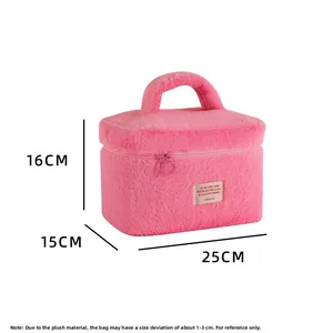 Détails de la trousse de maquillage en peluche rose avec dimensions 25x15x16cm