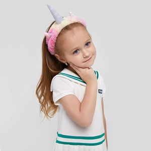 Serre-tête licorne en peluche arc-en-ciel pour enfants avec corne argentée et tissu doux