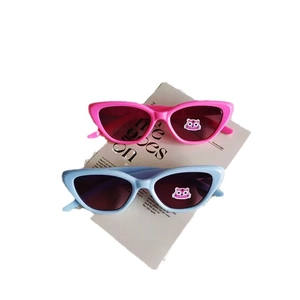 Duo Kinder-Sonnenbrillen in Katzenaugen-Optik in Rosa und Blau mit süßen Kätzchen-Stickern