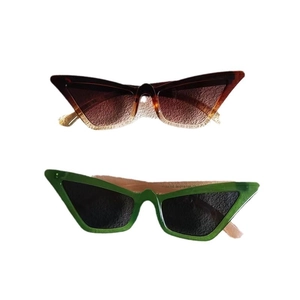 Lunettes de soleil œil de chat tendance avec monture ambre et verte pour femmes