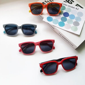 Lunettes de soleil polarisées pour enfants, monture carrée en orange, gris, rose et rouge