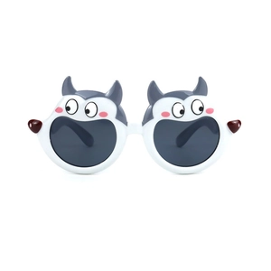 Polarisierte UV-Schutz-Sonnenbrille für Kinder mit weißem Husky-Design und Ohrendetail