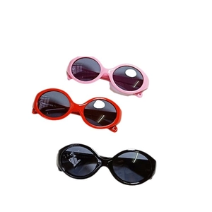 Polarisierte Silikon-Sonnenbrille für Babys in Pink, Rot und Schwarz mit UV400-Schutz