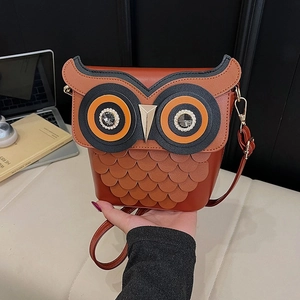 Owl Shaped Crossbody Bag PU Leather Rhinestone Layered Feather Design Cute Animal Shoulder Bag Women Novelty Purse