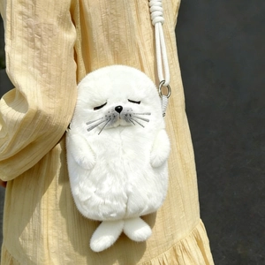 Cute Seal Shape Plush Crossbody Bag White Soft Faux Fur Cartoon Animal Shoulder Pouch For Women Girls