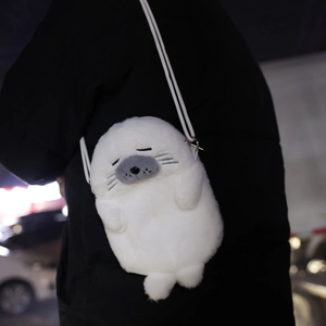Cute white seal plush crossbody bag with soft faux fur and cartoon facial embroidery