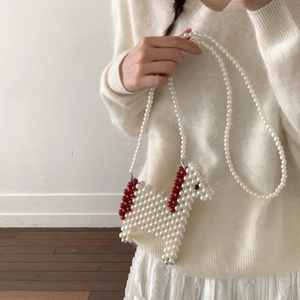 Handmade pearl beaded horse-shaped crossbody bag for women with elegant pearl strap