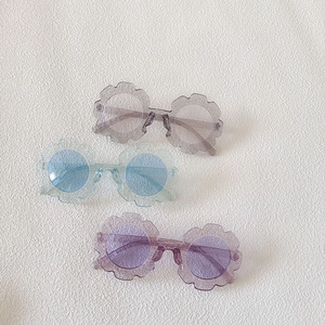 Three-pack kids glitter flower sunglasses in purple, light blue, and grey colors