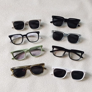 Kids Square Sunglasses UV400 Protection Resin Frame With Metal Star Rivets Retro Style Boys Girls Eyewear