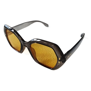 Fashionable oversized irregular diamond-shaped sunglasses with amber lenses and gray frame